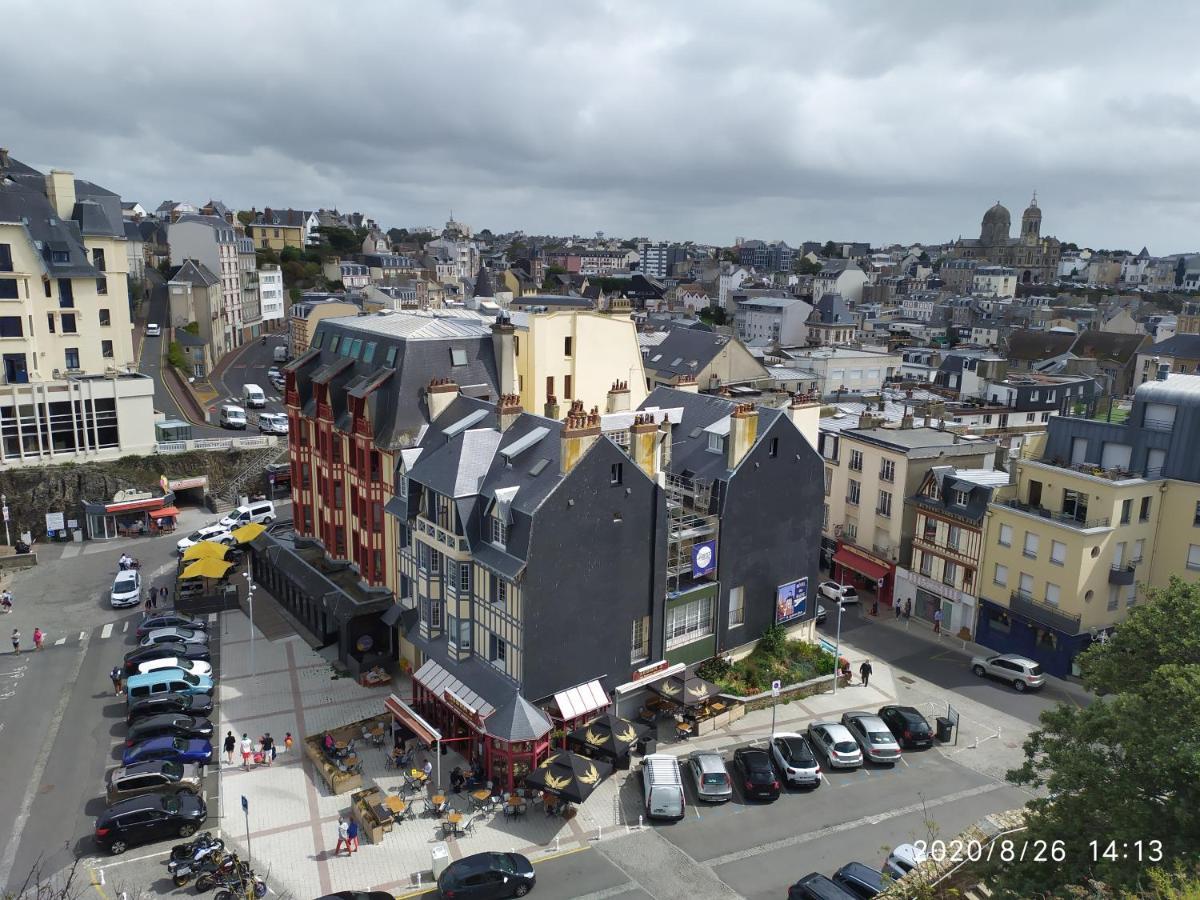 Studios à Granville Esterno foto