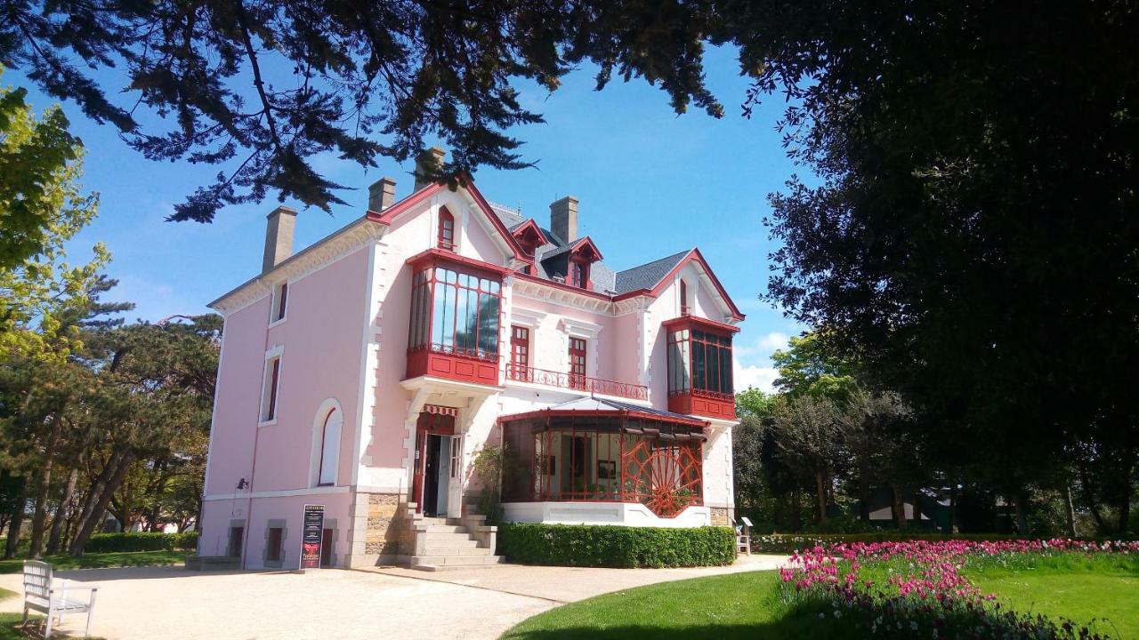 Studios à Granville Esterno foto